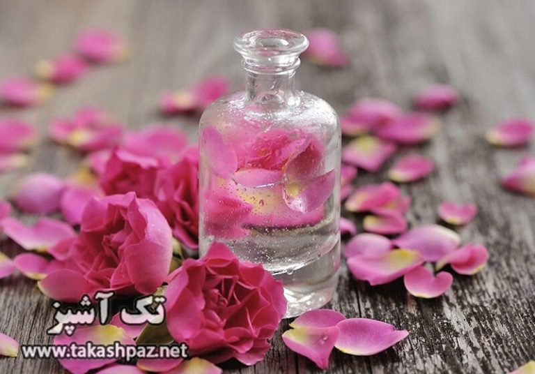 رفع خستگی چشم با شست و شوی گلاب